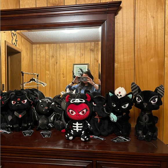 KILLSTAR Kreepture - Picture 3 of 10